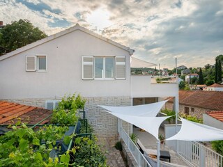 Vakantiehuis Maslinica Buitenaudio-opname 2