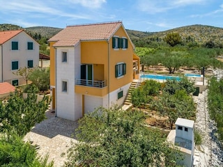 Villa Nerežišća Buitenaudio-opname 4