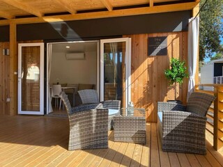 Caravan Biograd  25
