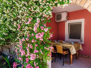 Appartement Povljana Buitenaudio-opname 6