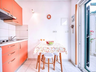 Apartment Povlja Ausstattung 9