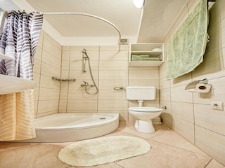 Apartment Povlja Ausstattung 13