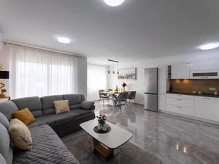 Appartamento Kaštel Stari Caratteristiche 8