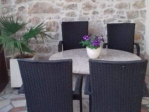 Apartment Magdic - Two Bedroom Apartment with Terrace - Brzac - image1