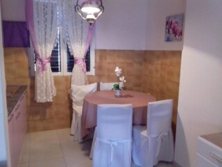 Apartment Brzac Ausstattung 22