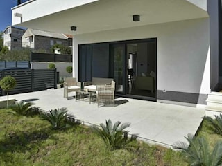 Apartment Slatine Außenaufnahme 6