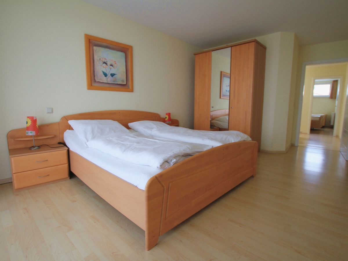 Ferienwohnung Lesecafe Nr. 3 - Die Strandmuschel, Rerik, Firma