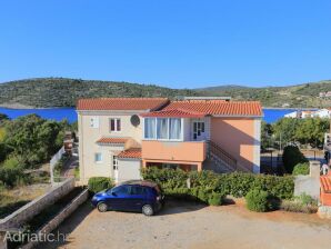 Maison de vacances Holiday Home Nada Rogoznica - Six Bedroom Holiday Home - Kanica - image1