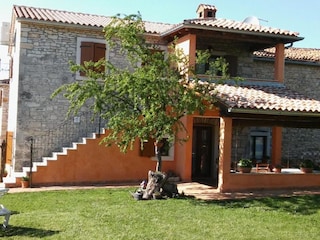 Apartment Pinezići Außenaufnahme 3