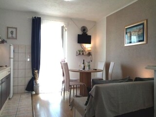 Apartment Slatine Außenaufnahme 9