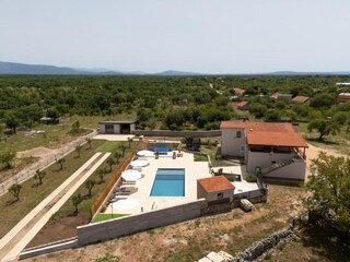 Villa Puljane  44