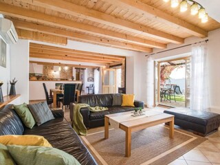 Villa Batlug Caratteristiche 17