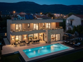 Villa Kaštel Stari Außenaufnahme 24