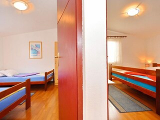 Apartment Povljana Ausstattung 13