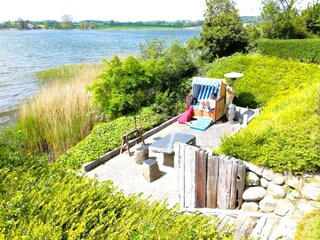 Ferienhaus Villa Schleirose auf Wassergrundstück