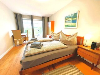 3. Doppelzimmer mit Wintergarten im Souterrin