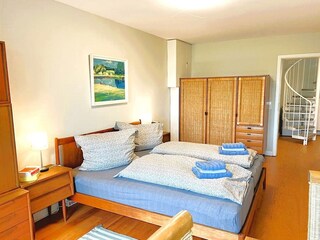 3. Doppelzimmer mit Wintergarten im Souterrin