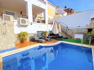 Villa Nerja Buitenaudio-opname 1