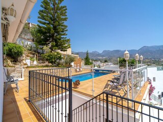 Villa Nerja Buitenaudio-opname 2