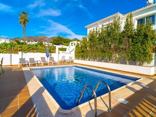 Villa Nerja Buitenaudio-opname 11