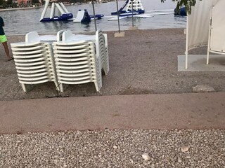 Appartement Brodarica Buitenaudio-opname 4