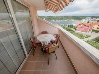 Apartment Supetarska Draga Außenaufnahme 3