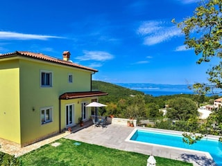 Appartement Brseč Buitenaudio-opname 3