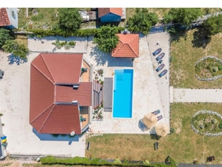 Vakantiehuis Podine  12