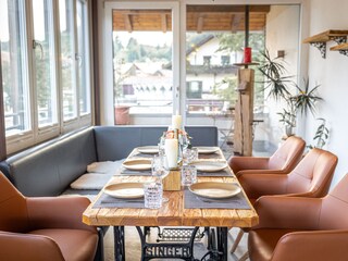 Esszimmer mit Bergblick