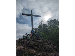 Fahrrad am Windsbornkrater