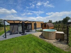 Villa in Twente met Sauna & Bubbelbad