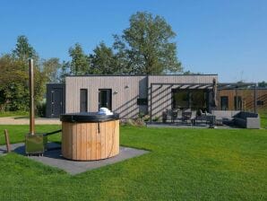 Villa Vakantievilla Amalia 4 met hottub