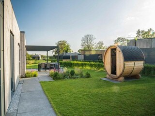 Villa Kotten Outdoor Recording 4