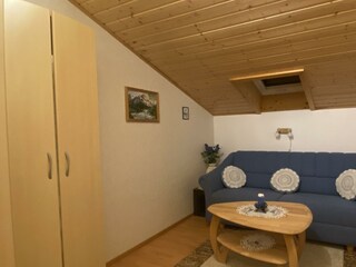 Ausziehcouch 160x200 mit 5cm Matratzentopper