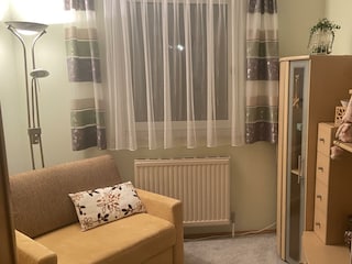 kleines Lese-und Spielzimmer