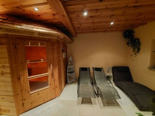 Sauna mit Ruheliegen
