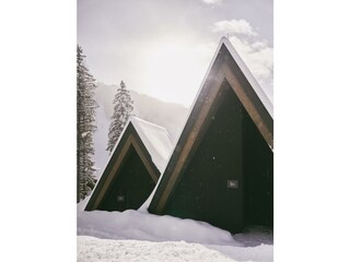 Winter_Chalet_04