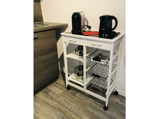 Madeleine Servierwagen Kaffeemaschine Teekocher