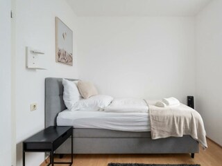 104337-352932-0eDtyy-PQOv6qwwQOaJJbOsdd - 6Qo8VdXX