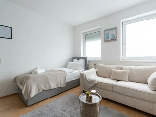 104337-352932-ws0oBcMSYWJTP9XRETGbsf - GWSwMCbD6AH