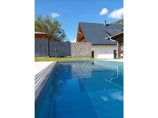 Erfrischung im Pool