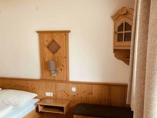 Doppelzimmer mit Sitzgelegenheit