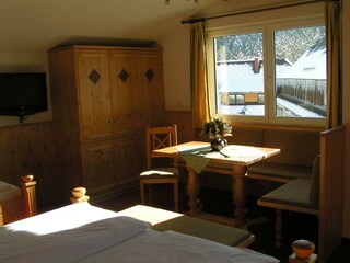 Schlafzimmer mit Sitzbereich