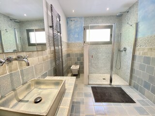 DUSCHE + WC