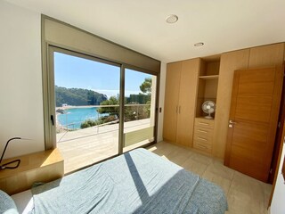 SCHLAFZIMMER 4