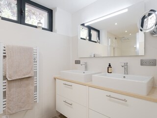 Badezimmer EG