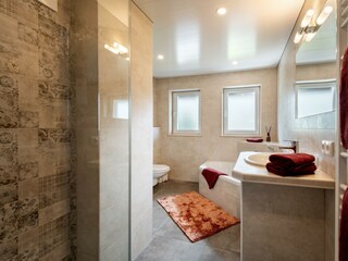 Haus Sonne Kirchdorf Badezimmer