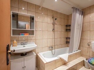 Haus_Reiter_Schleiffergasse_44_Erpfendorf_Badezimm