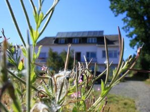 Ferienzimmer 2-Bett-Zimmer Walnuss mit Bad "on Suite"