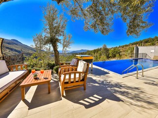 Finca Kalkan Outdoor Recording 4